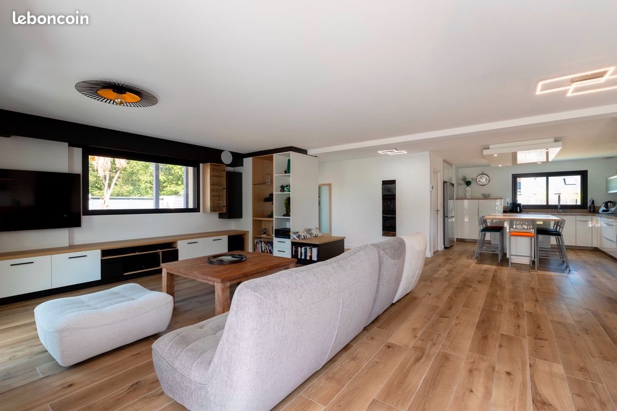 Maison à vendre, 228m², Plumergat