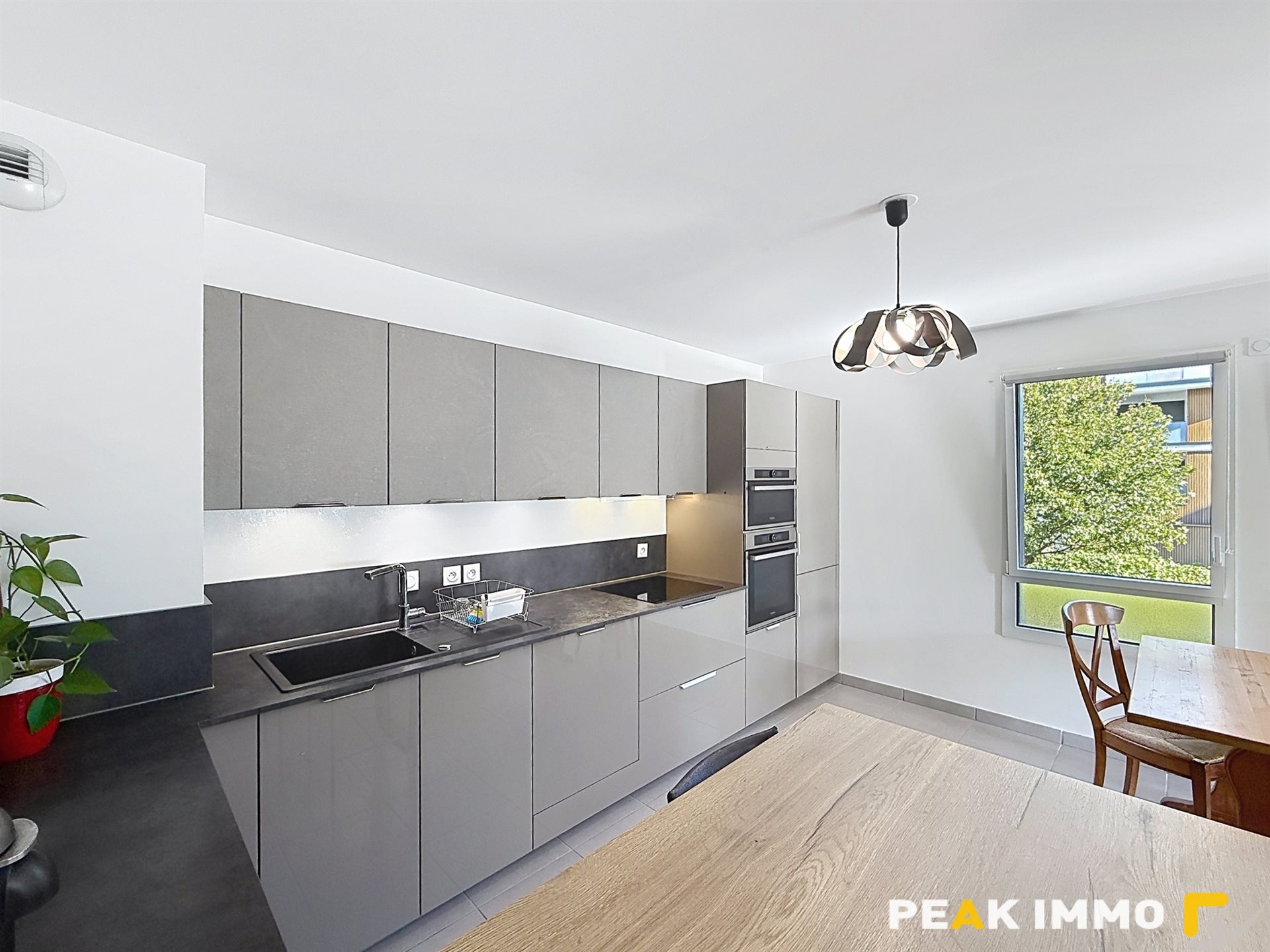 Appartement à vendre, 76m², Annecy