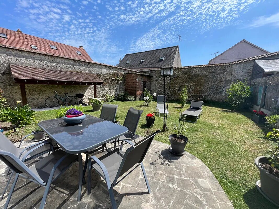 Maison à vendre, 115m², Pussay