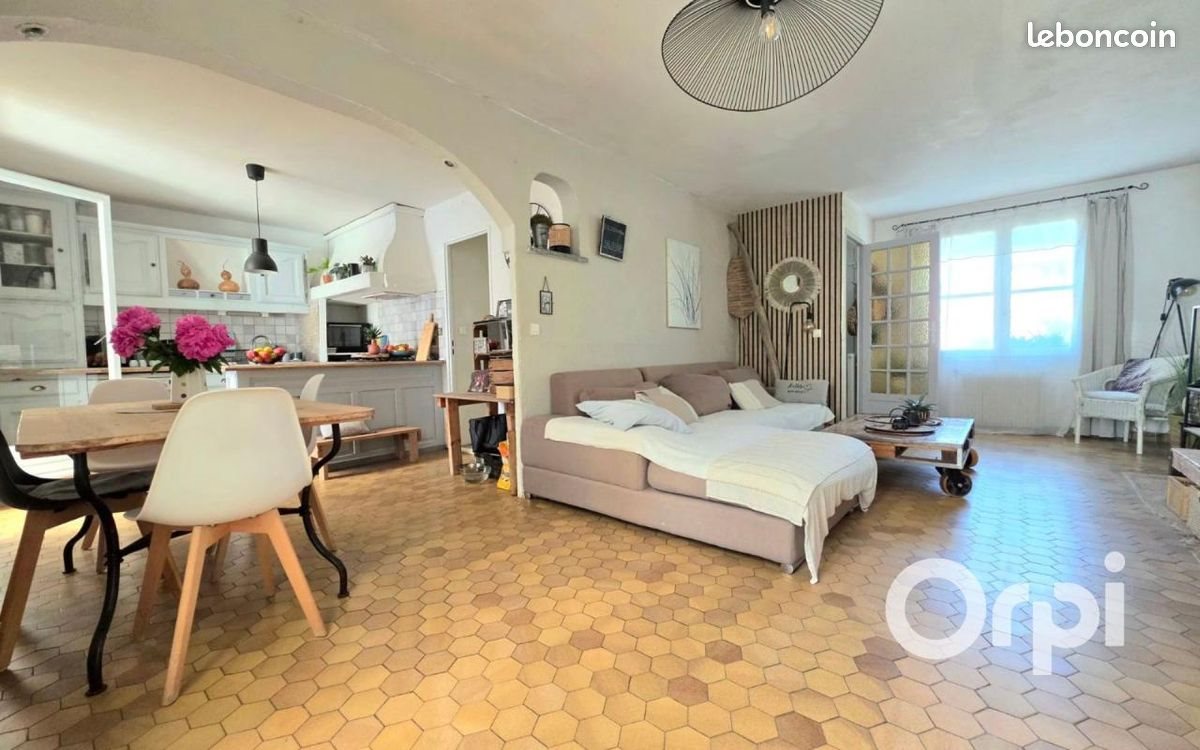 Maison à vendre, 133m², Saint-Martin-de-Crau