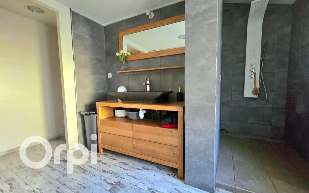 Maison à vendre, 61m², Aureille