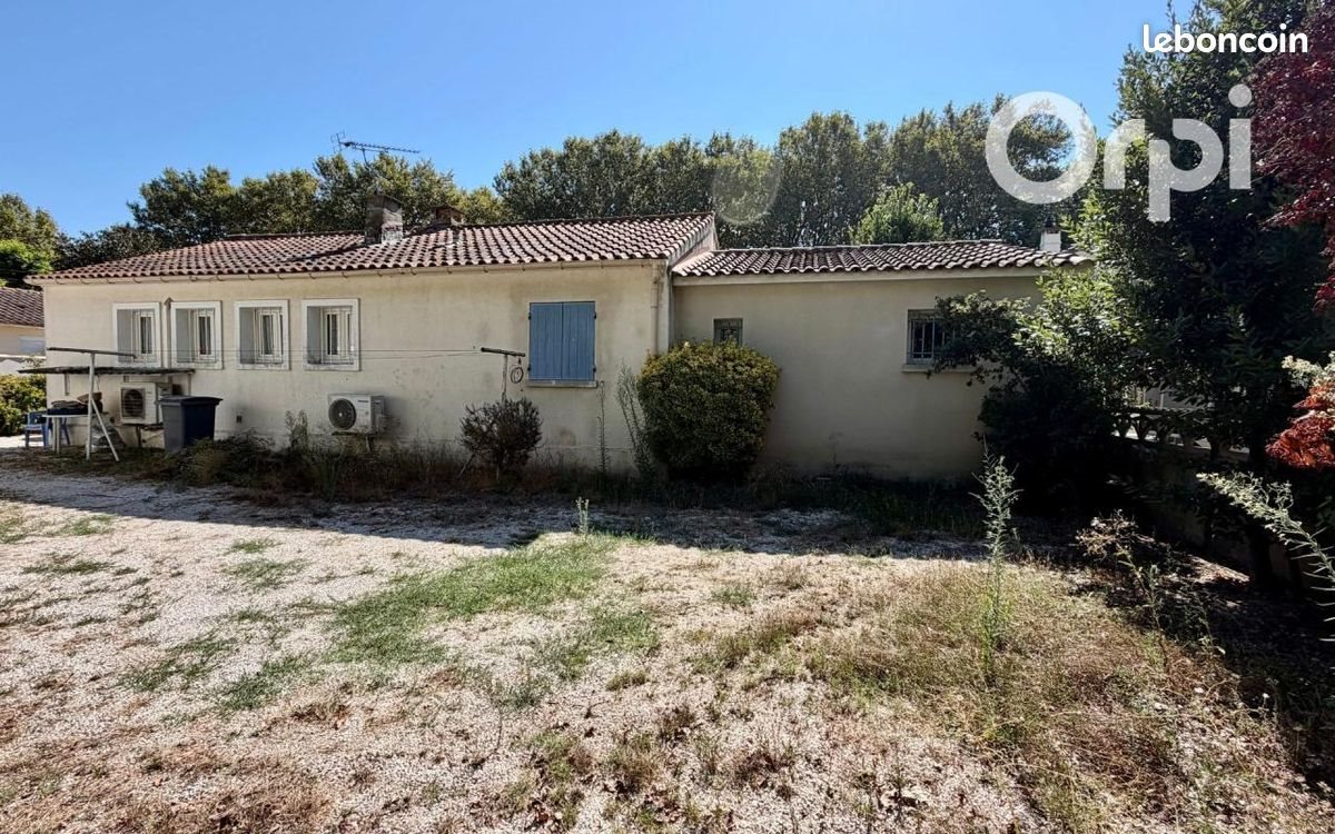 Maison à vendre, 95m², Saint-Martin-de-Crau