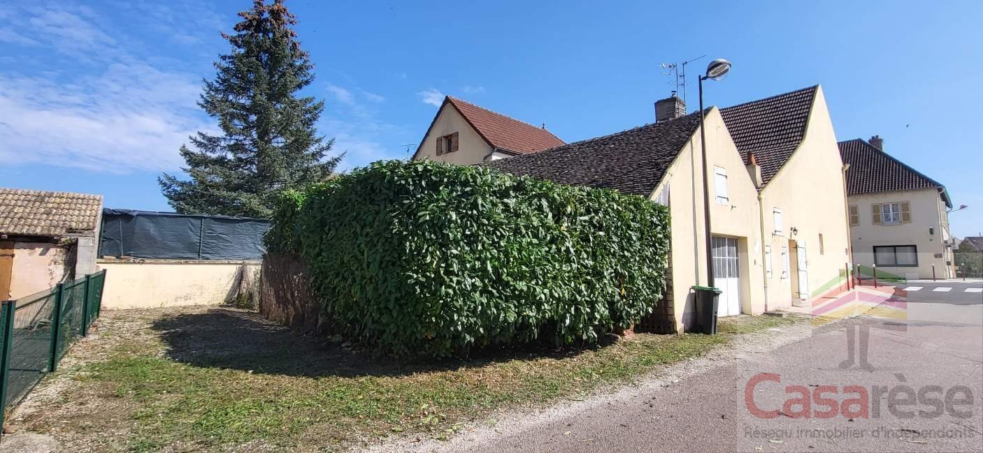 Maison à vendre, 94m², Bey