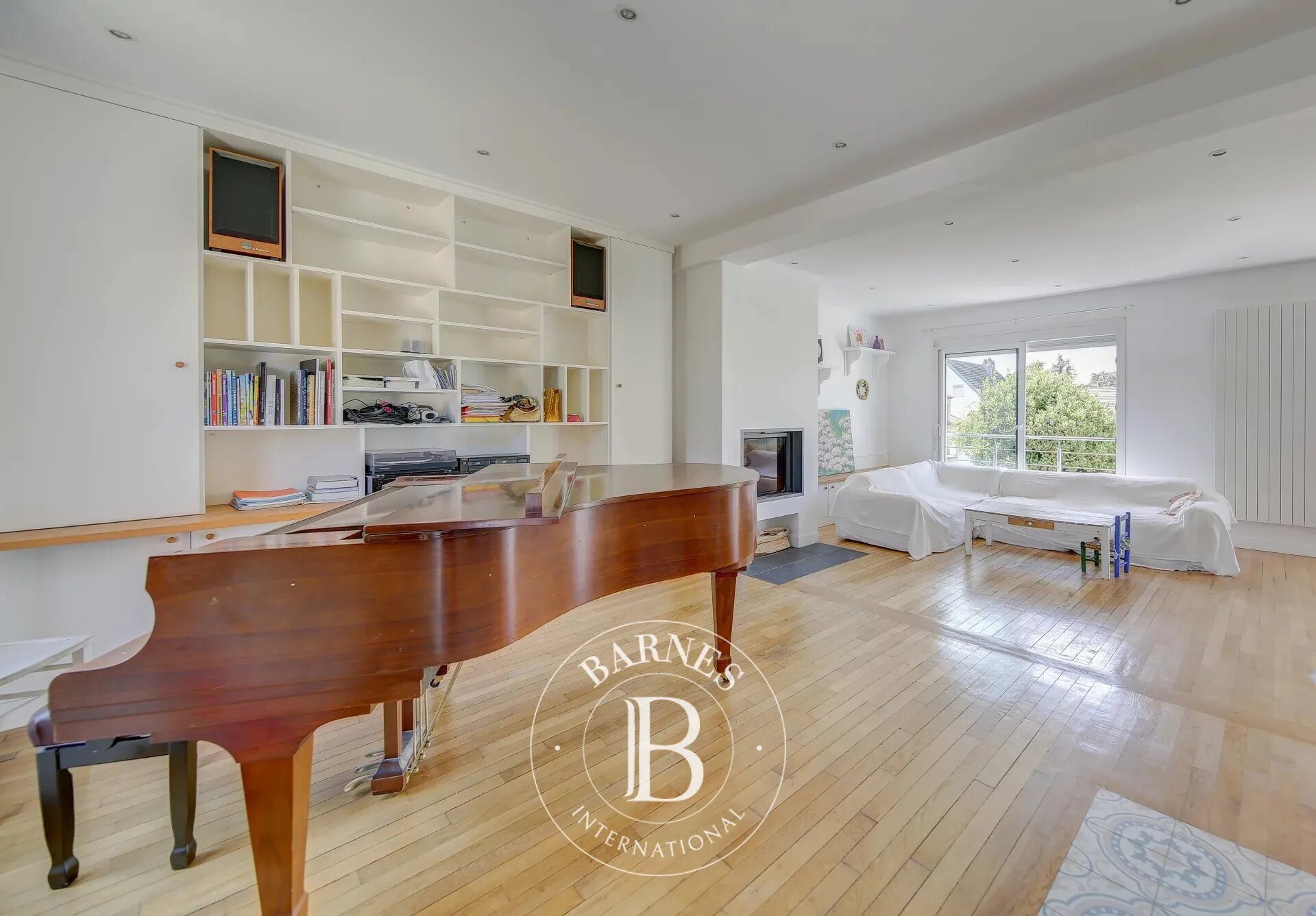 Maison à vendre, 139m², Le Mesnil-le-Roi