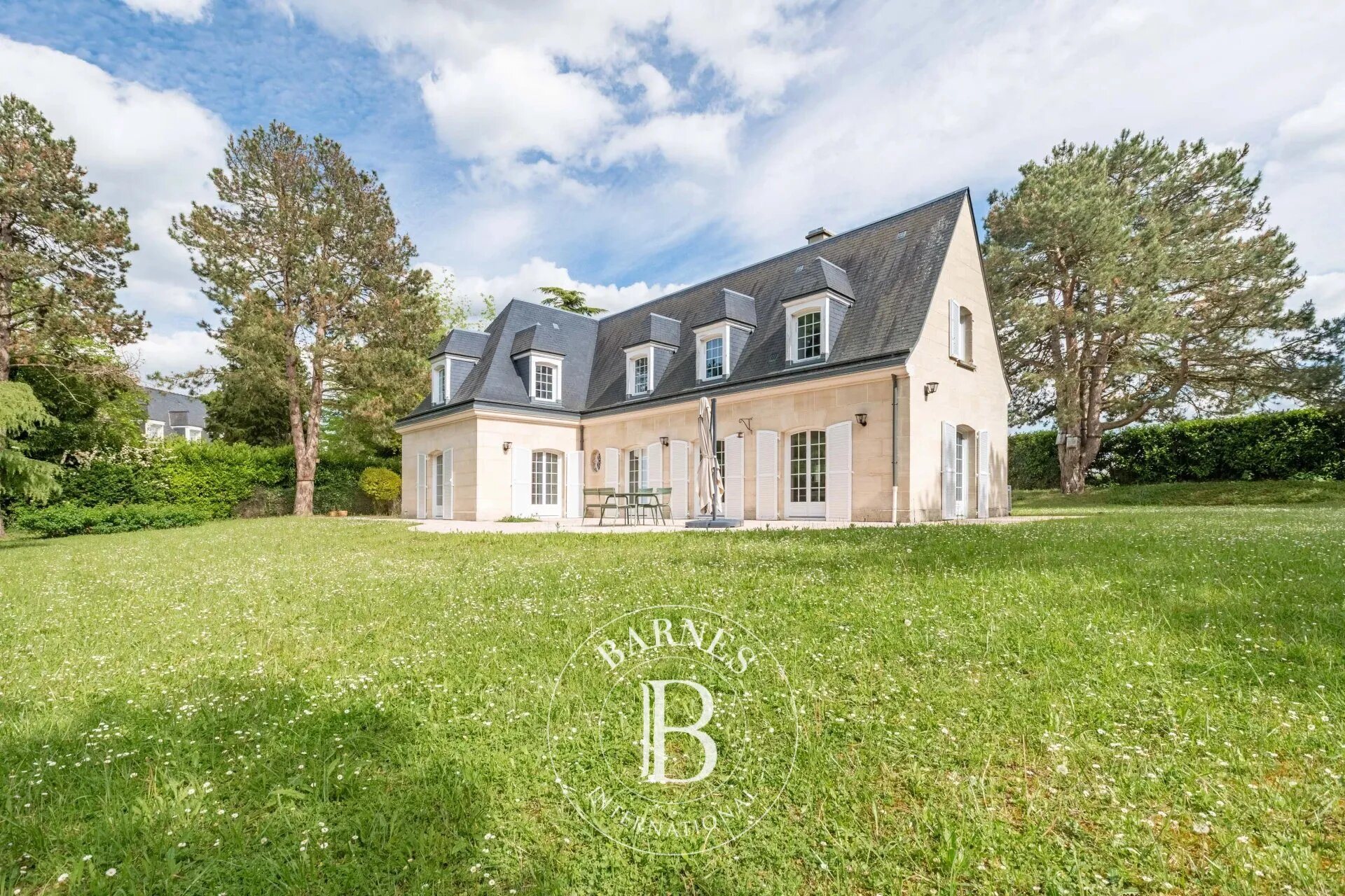 Maison à vendre, 215m², Noisy-le-Roi