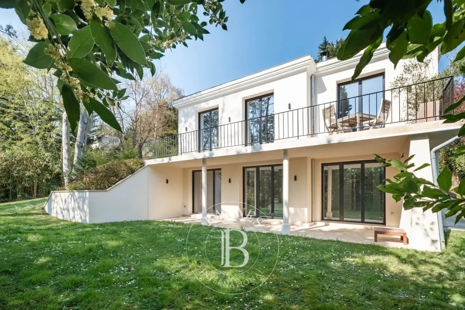 Maison à vendre, 350m², La Celle-Saint-Cloud