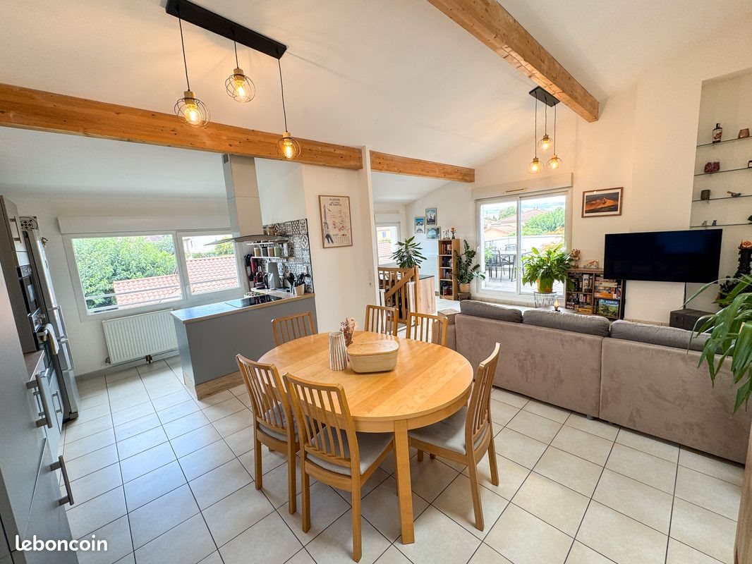 Appartement à vendre, 74m², Feyzin