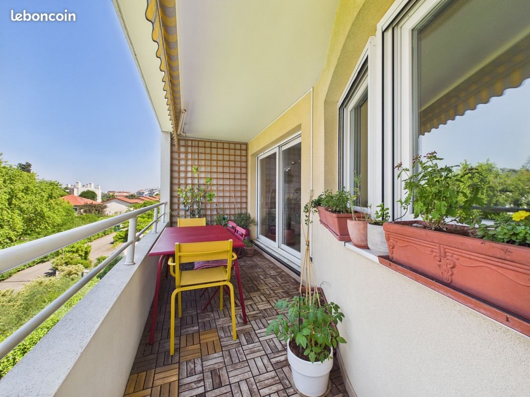 Appartement à vendre, 100m², Bron