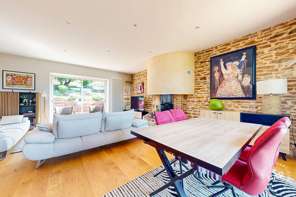 Maison à vendre, 218m², Leynes