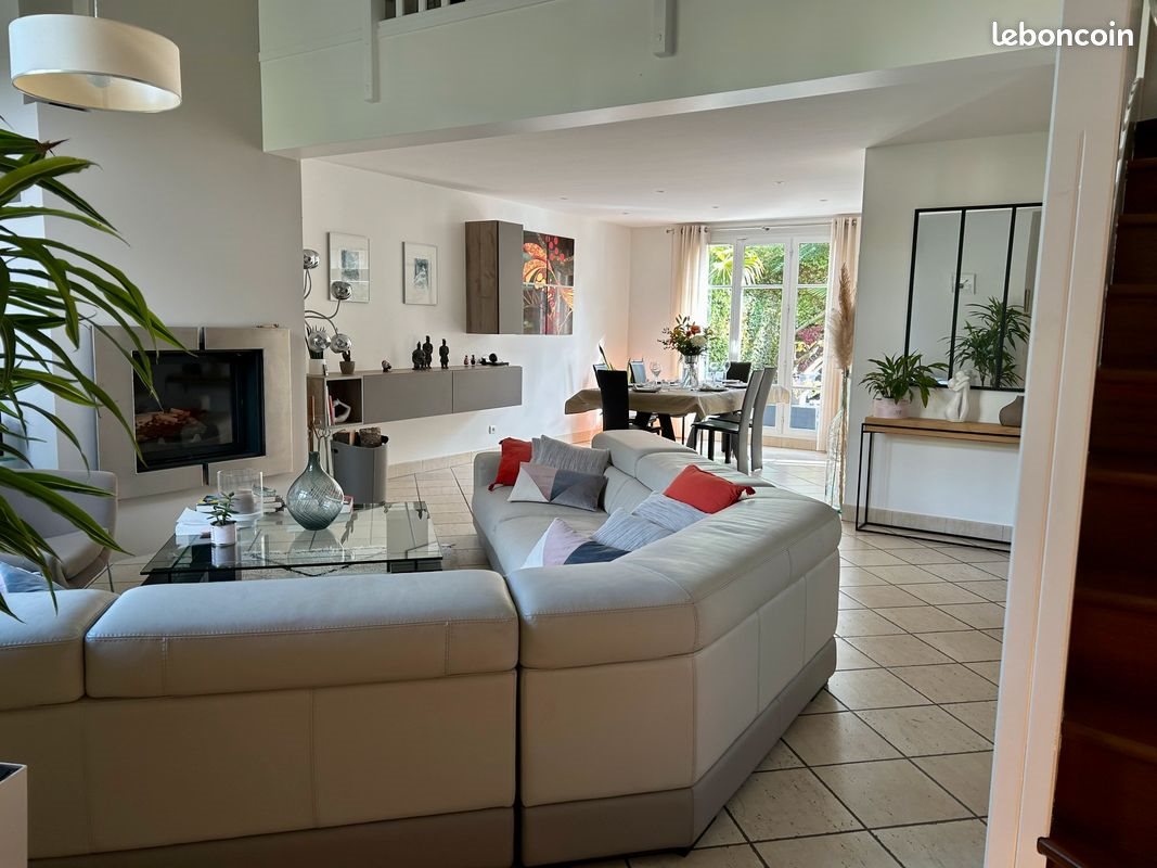 Maison à vendre, 146m², Cesson