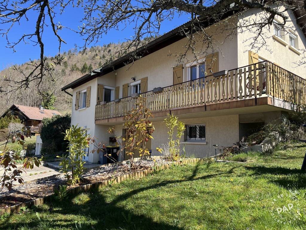 Maison à vendre, 190m², Jougne