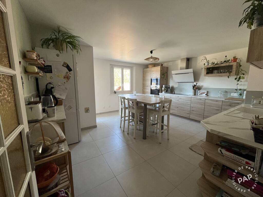 Maison à vendre, 190m², Jougne