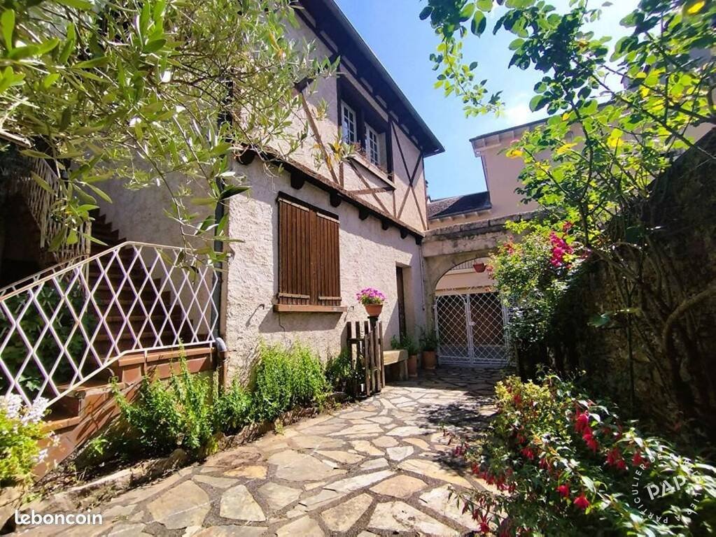 Maison à vendre, 305m², Estaing