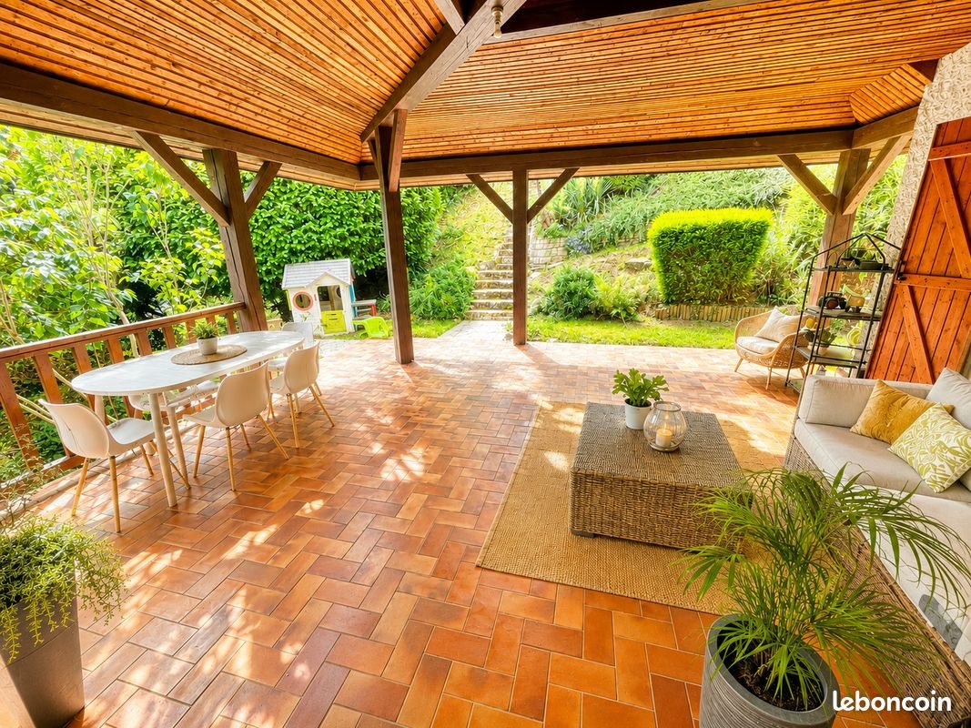 Maison à vendre, 330m², Saint-Max