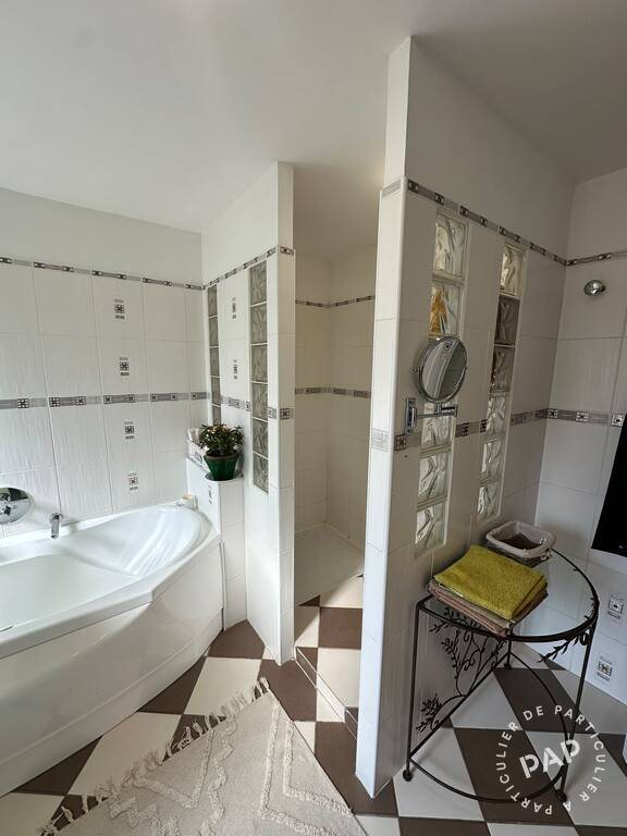 Maison à vendre, 165m², Montierchaume