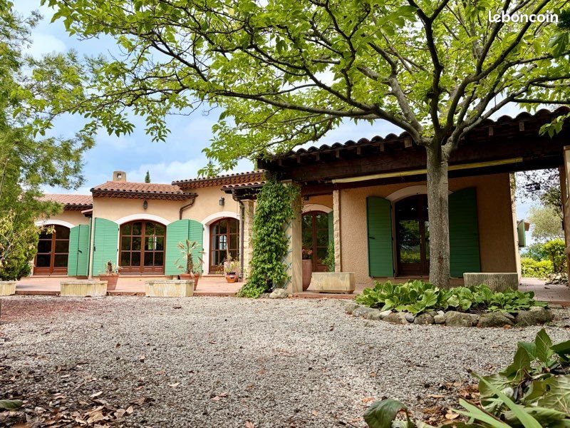 Maison à vendre, 166m², Aspremont