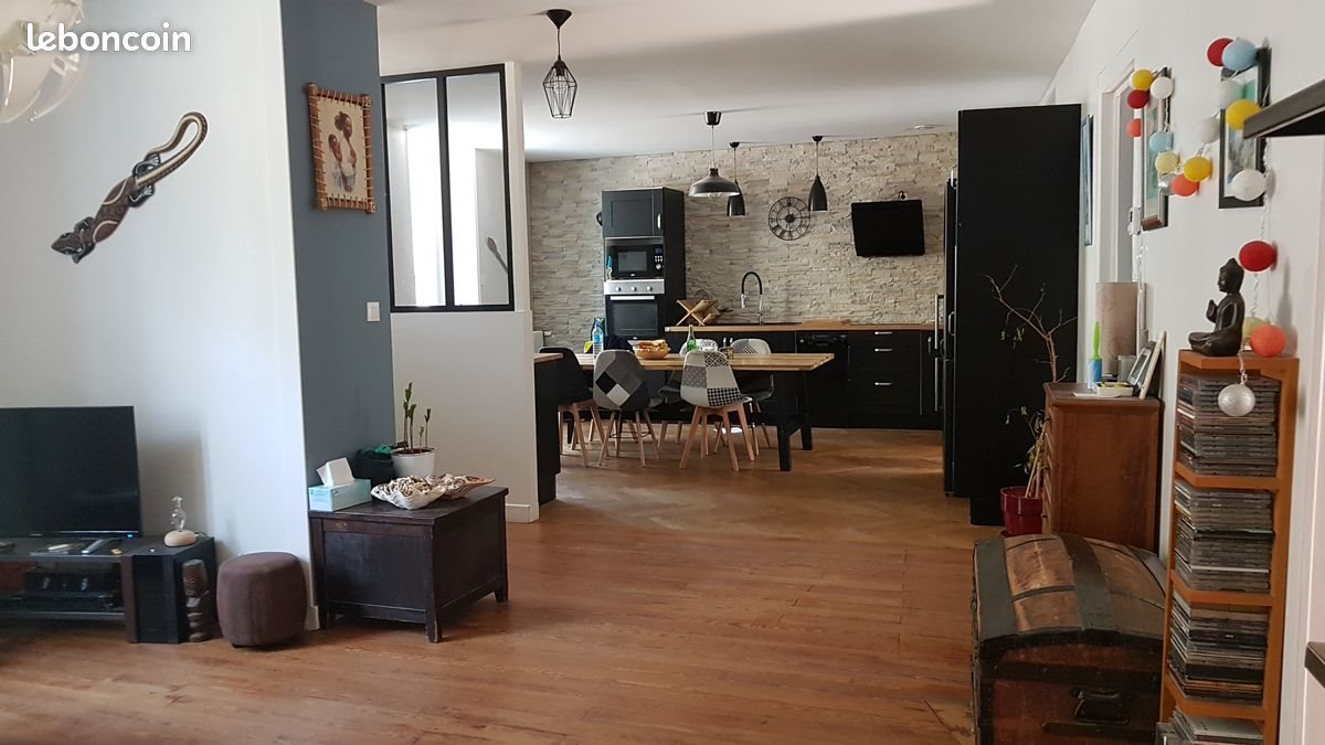 Appartement à vendre, 82m², Pont-Evêque