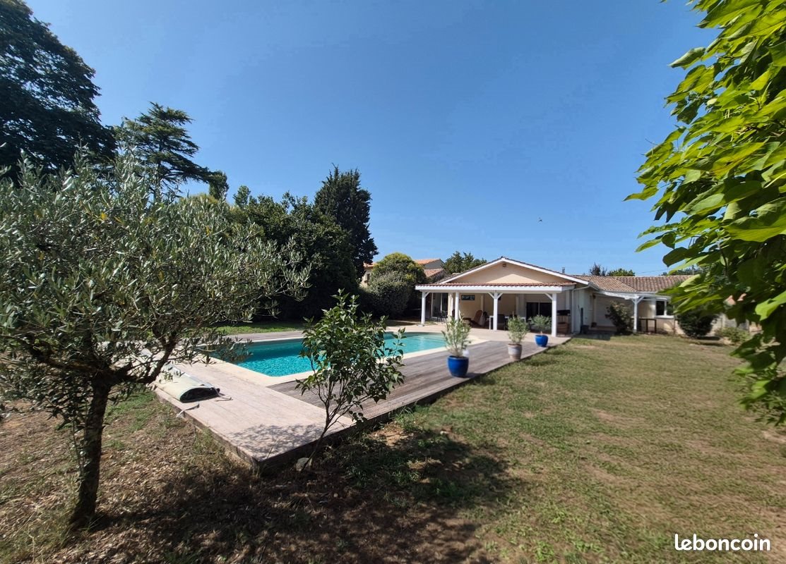 Maison à vendre, 174m², Illats