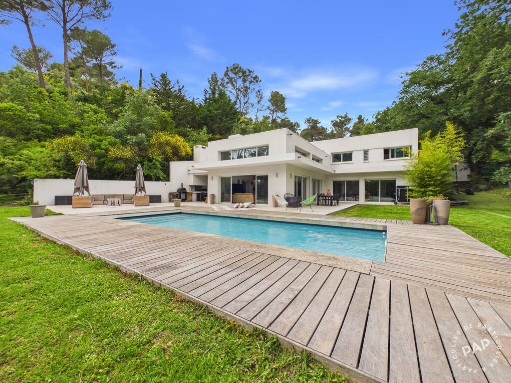 Maison à vendre, 240m², Saint-Marc-Jaumegarde