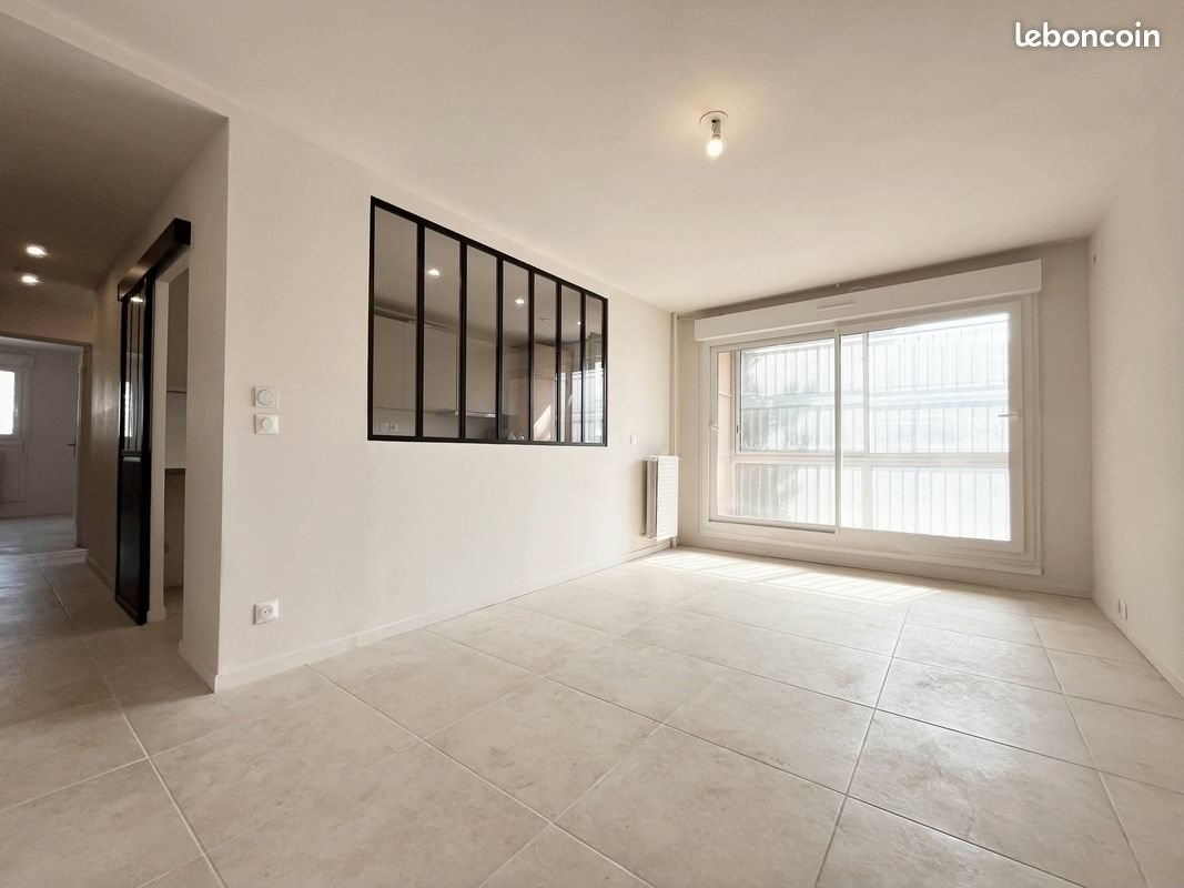 Appartement à vendre, 61m², Arles