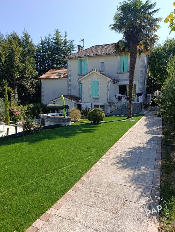 Maison à vendre, 220m², Barbezieux-Saint-Hilaire