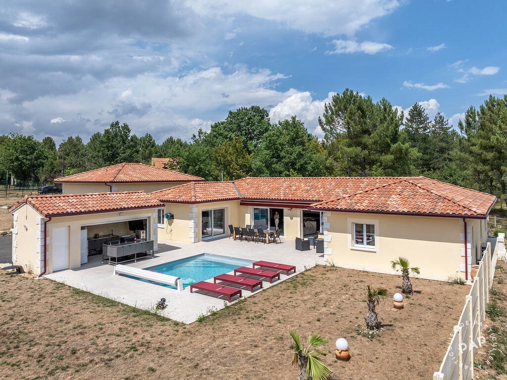 Maison à vendre, 179m², Montrem