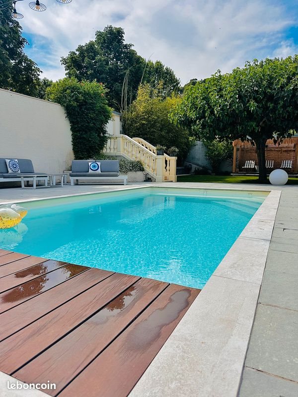 Maison à vendre, 181m², Lamanon