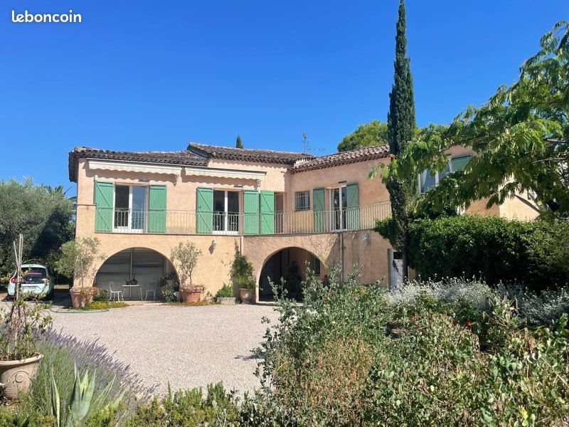 Maison à vendre, 210m², Grasse