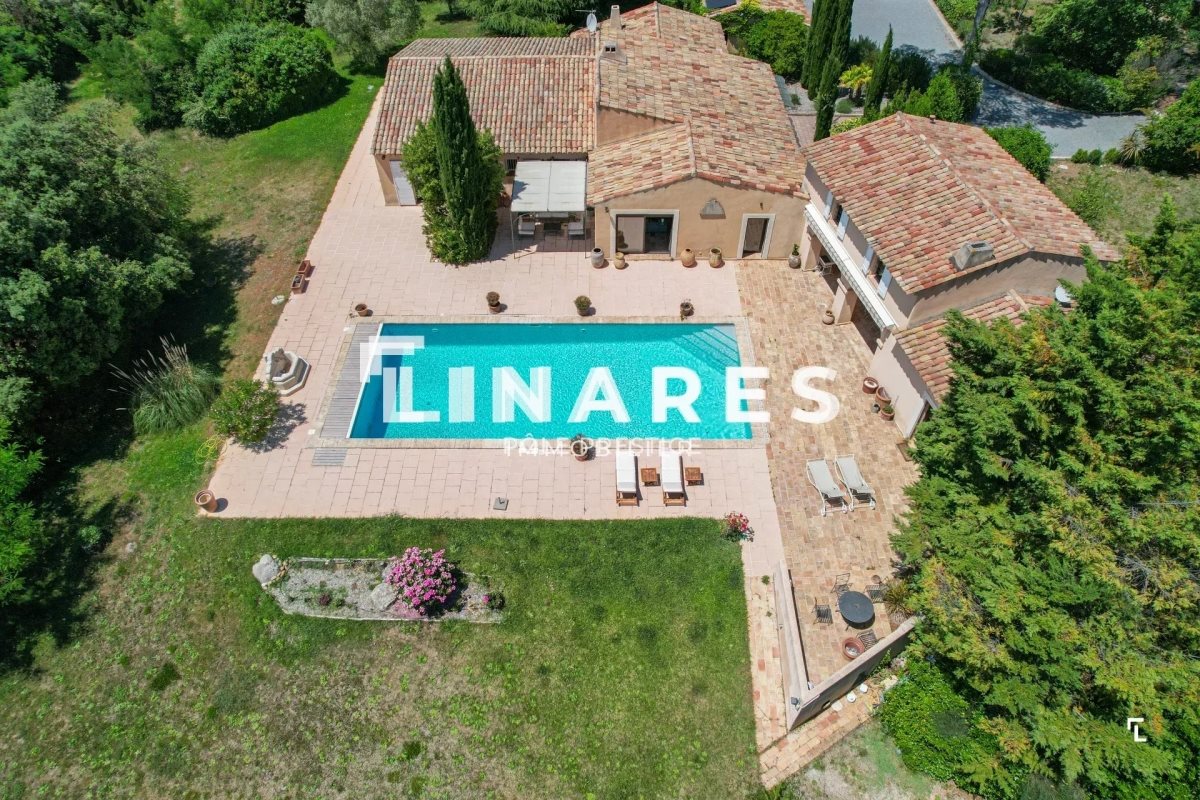 Maison à vendre, 457m², Saint-Marc-Jaumegarde