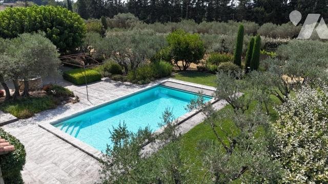 Maison à vendre, 200m², Paradou