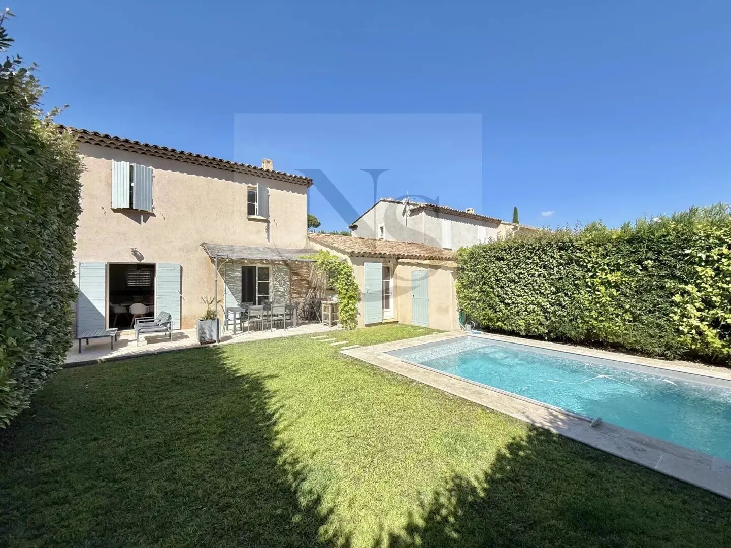 Maison à vendre, 112m², Éguilles