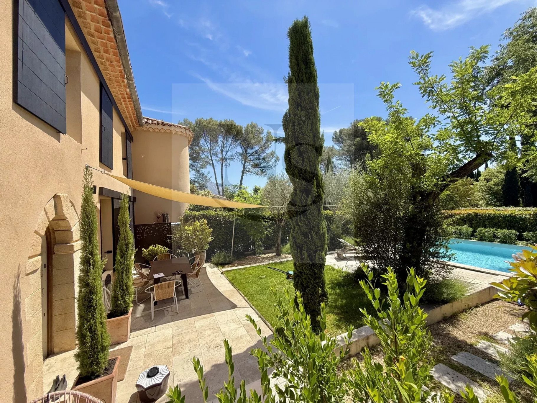 Maison à vendre, 130m², Le Tholonet
