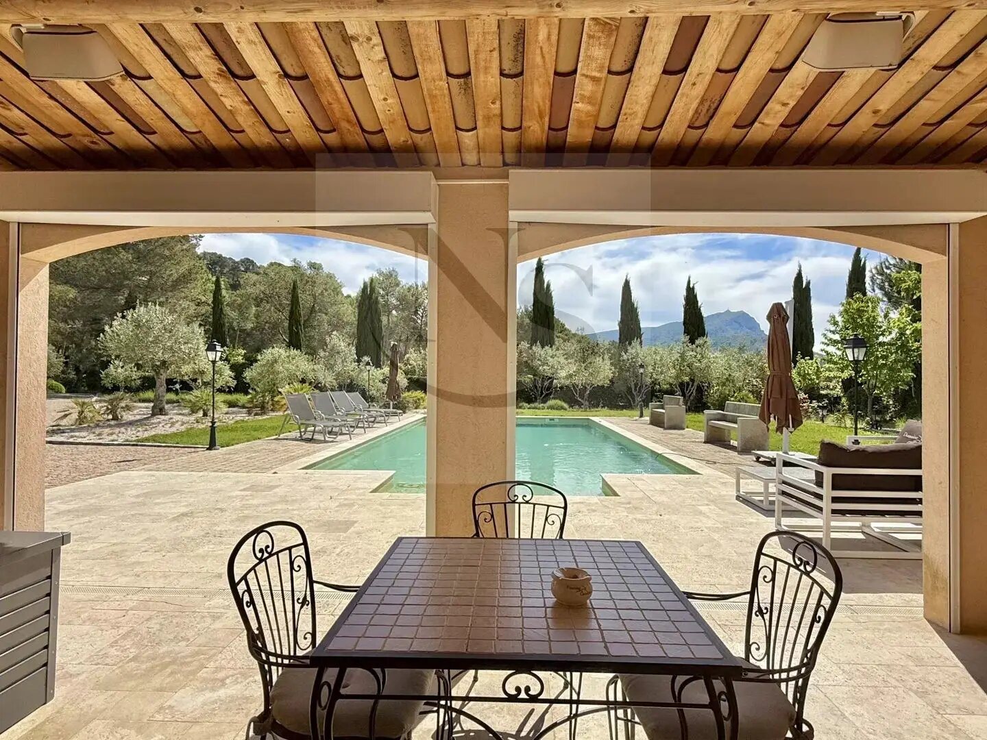 Maison à vendre, 700m², Aix-en-Provence