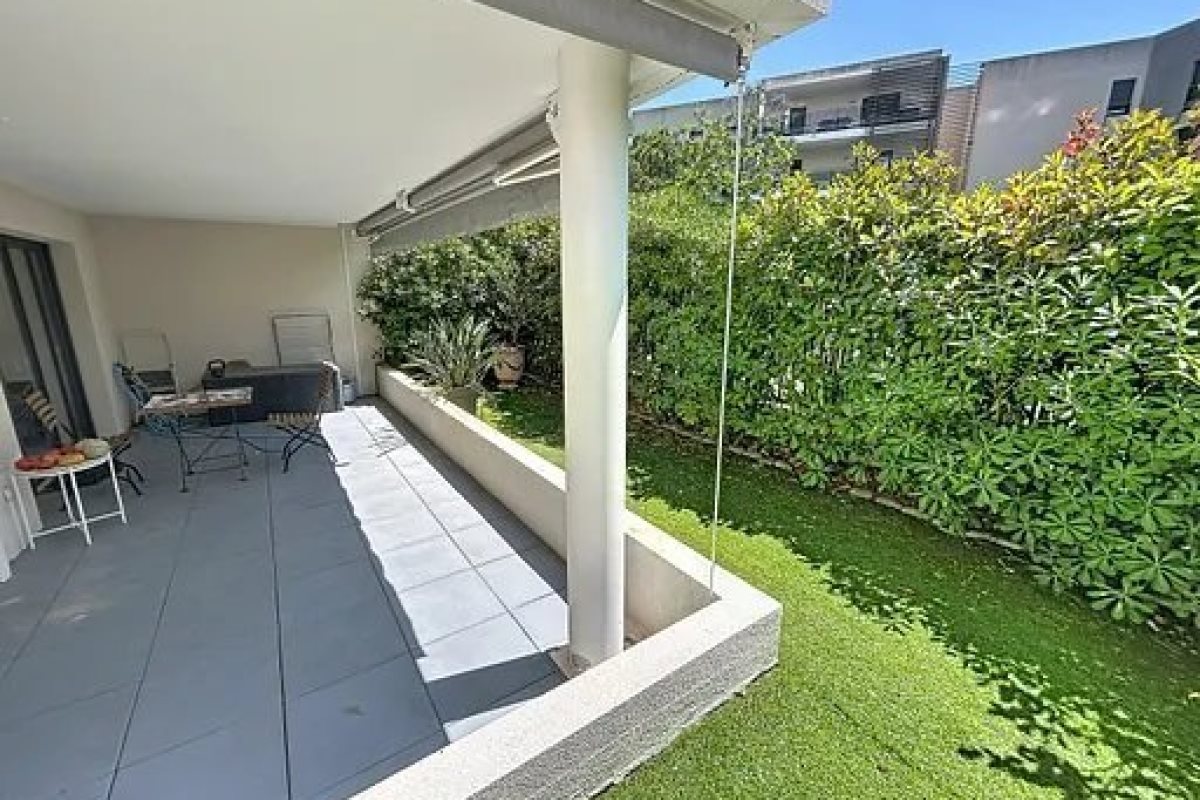 Appartement à vendre, 75m², Saint-Raphaël
