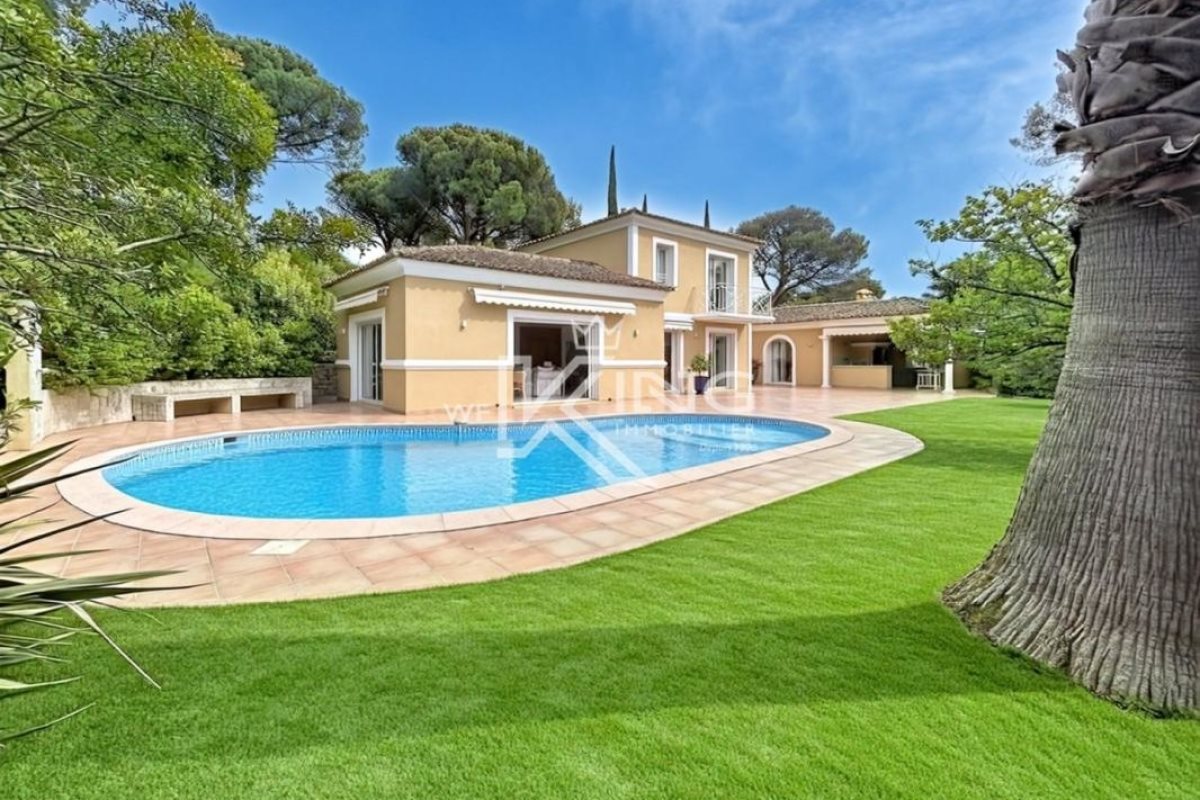 Maison à vendre, 187m², Saint-Raphaël