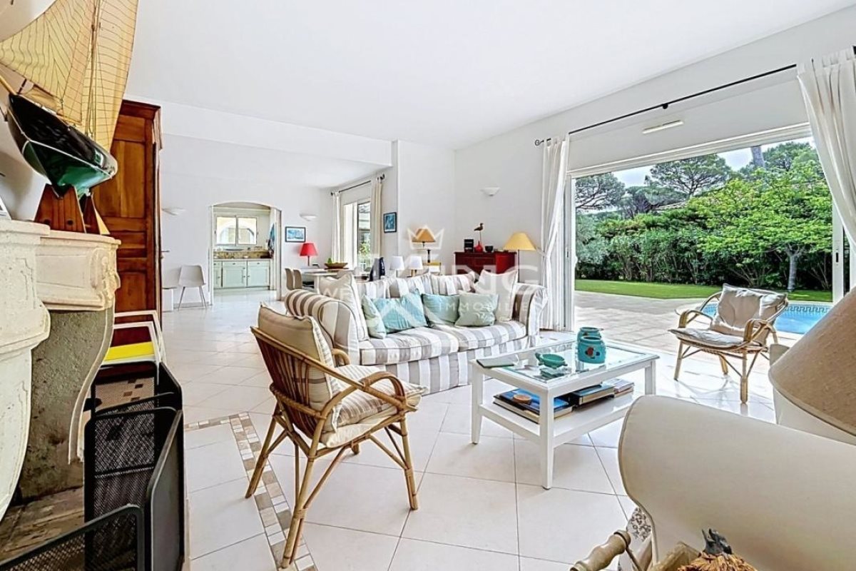 Maison à vendre, 187m², Saint-Raphaël