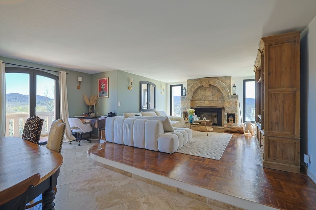Maison à vendre, 232m², Garéoult