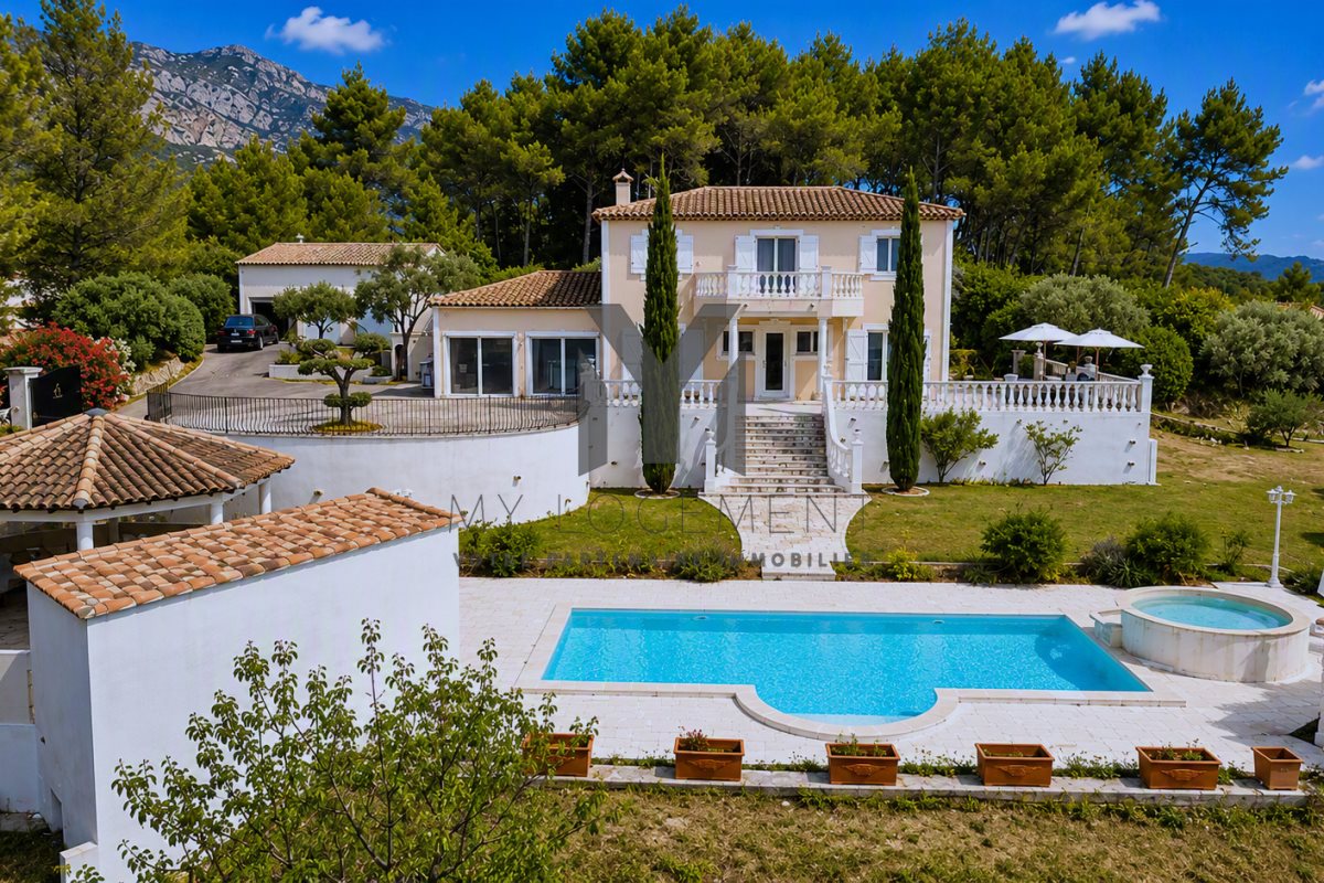 Maison à vendre, 165m², Roquevaire