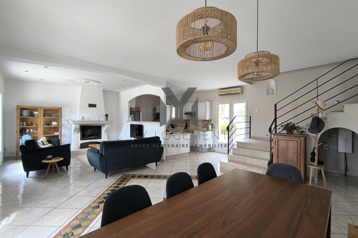 Maison à vendre, 165m², Roquevaire