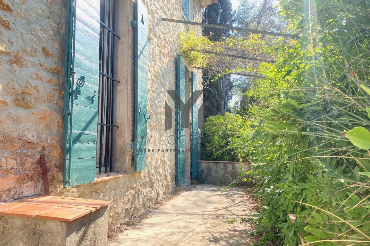 Maison à vendre, 140m², Sanary-sur-Mer