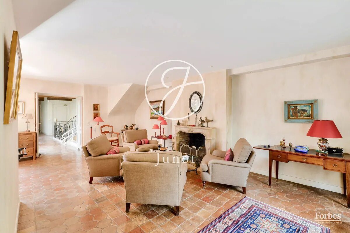 Maison à vendre, 251m², La Celle-Saint-Cloud