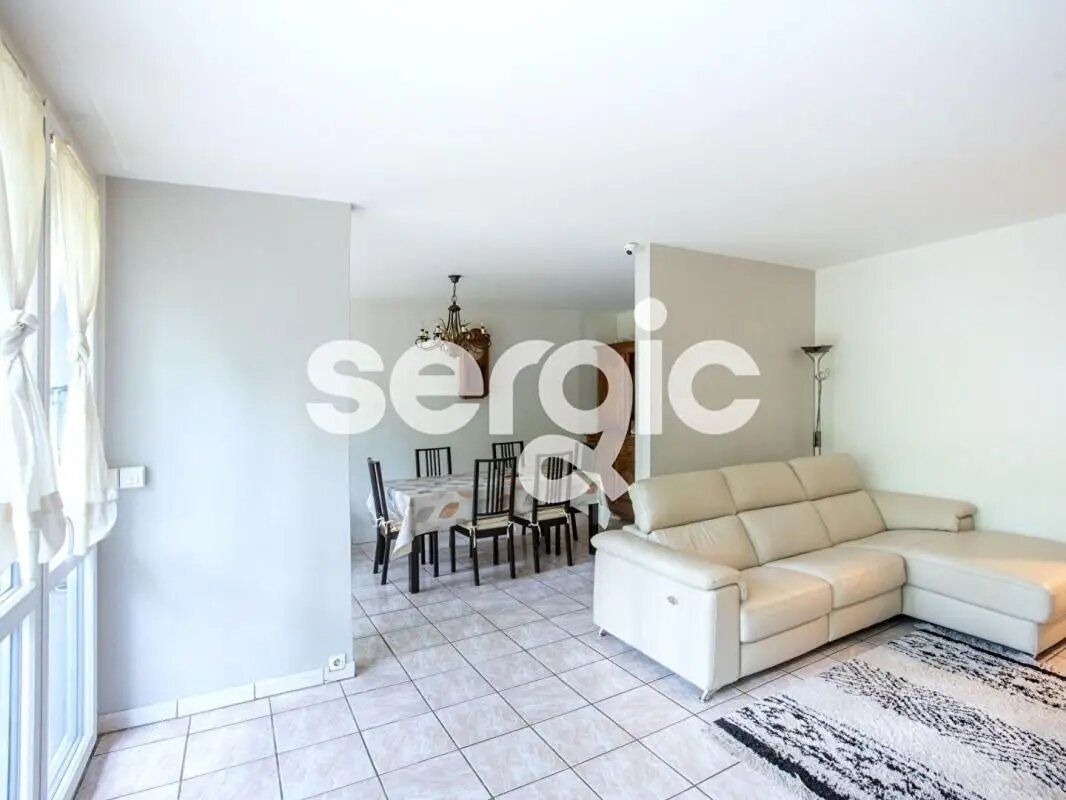 Appartement à vendre, 81m², Cergy
