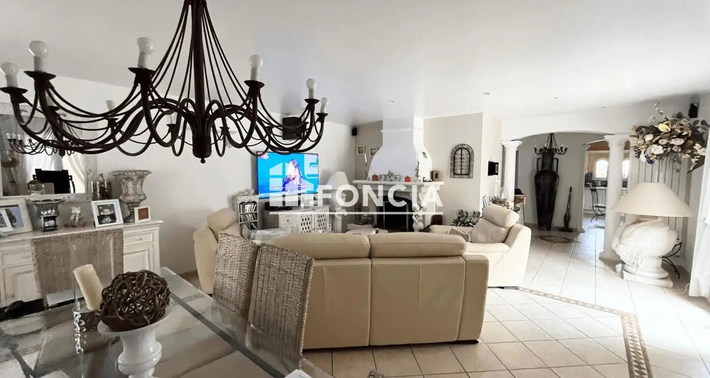 Maison à vendre, 170m², La Londe-les-Maures