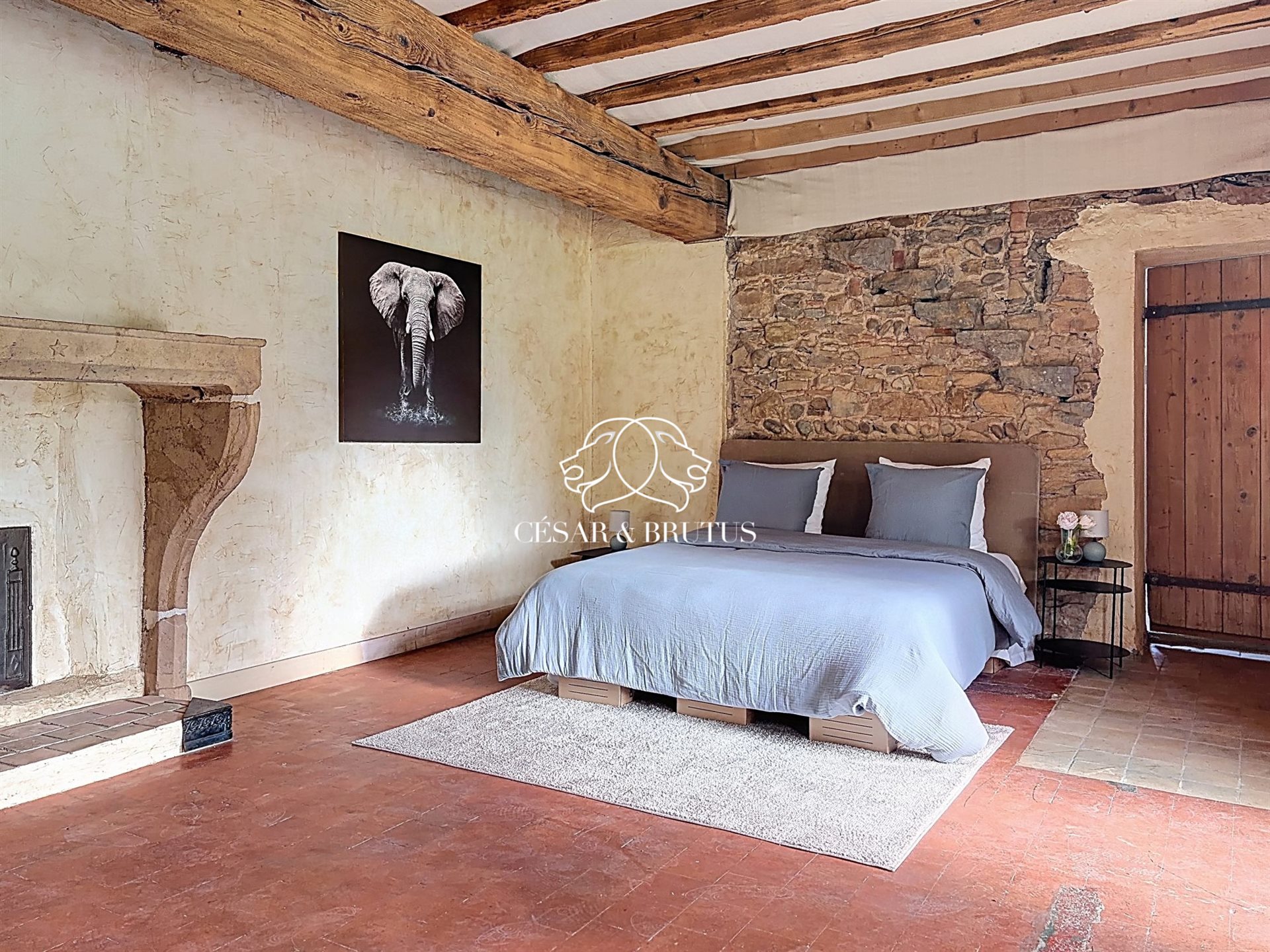 Maison à vendre, 187m², Fleurieu-sur-Saône