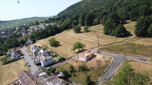 Advert pic 0