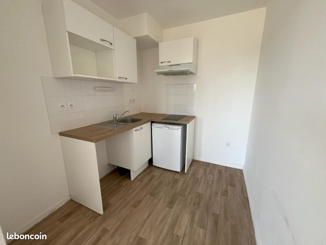 Appartement à louer, 44m², Bruyères-le-Châtel