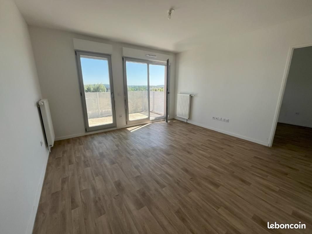 Appartement à louer, 44m², Bruyères-le-Châtel
