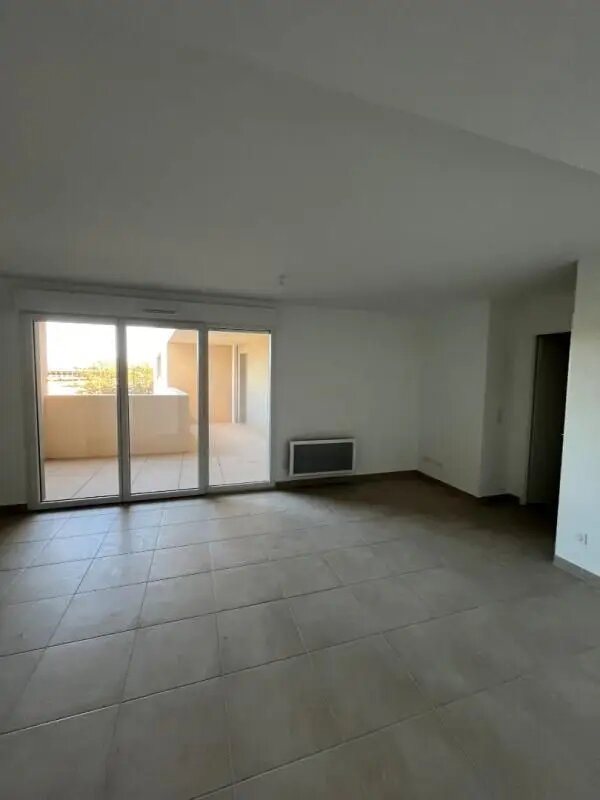 Appartement à louer, 65m², Arles