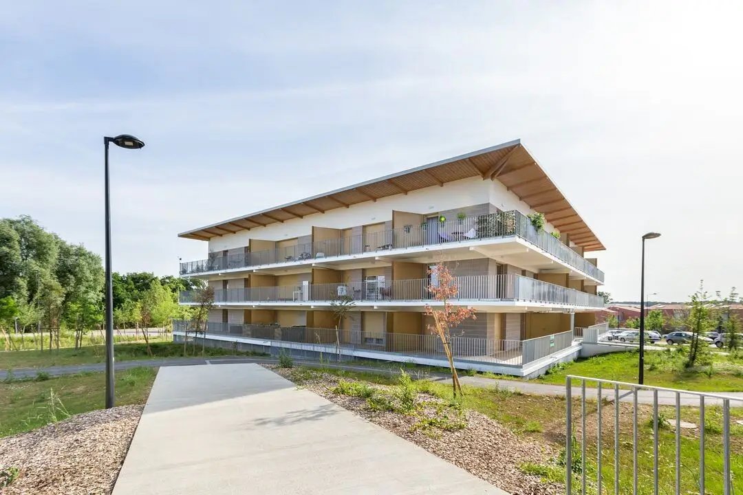 Appartement à louer, 90m², Cornebarrieu