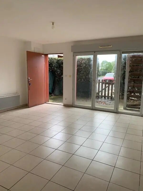 Appartement à louer, 28m², Génissac